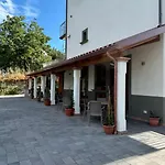 La Perla Dei Gemelli Bed and Breakfast 3*
